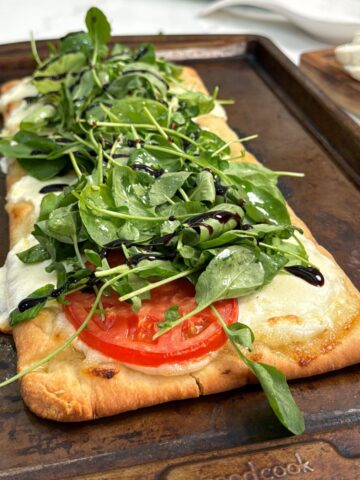 Easy Flatbread Pizza Idea